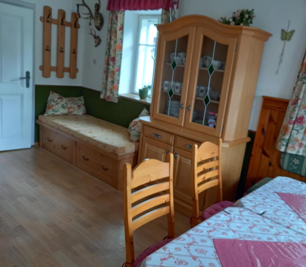 Gross Lettenwag Apartment